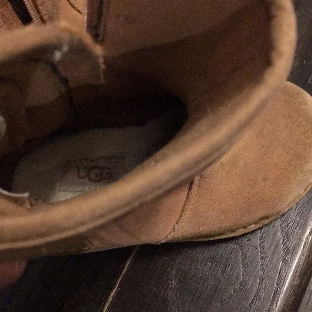 UGG toddler girl winter boots. Size- 7